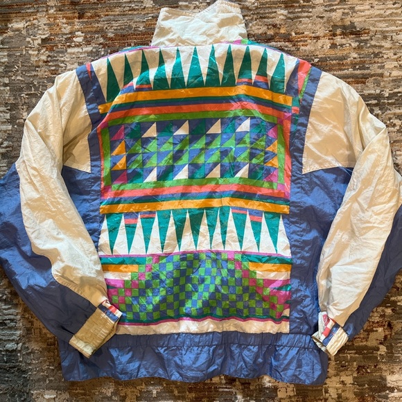 East West Windbreaker. - Picture 2 of 3